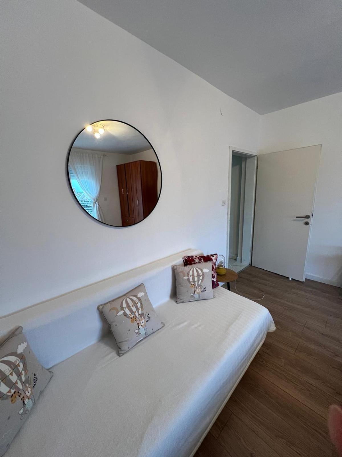 Apartments Lena Χέρτσεγκ Νόβι Εξωτερικό φωτογραφία