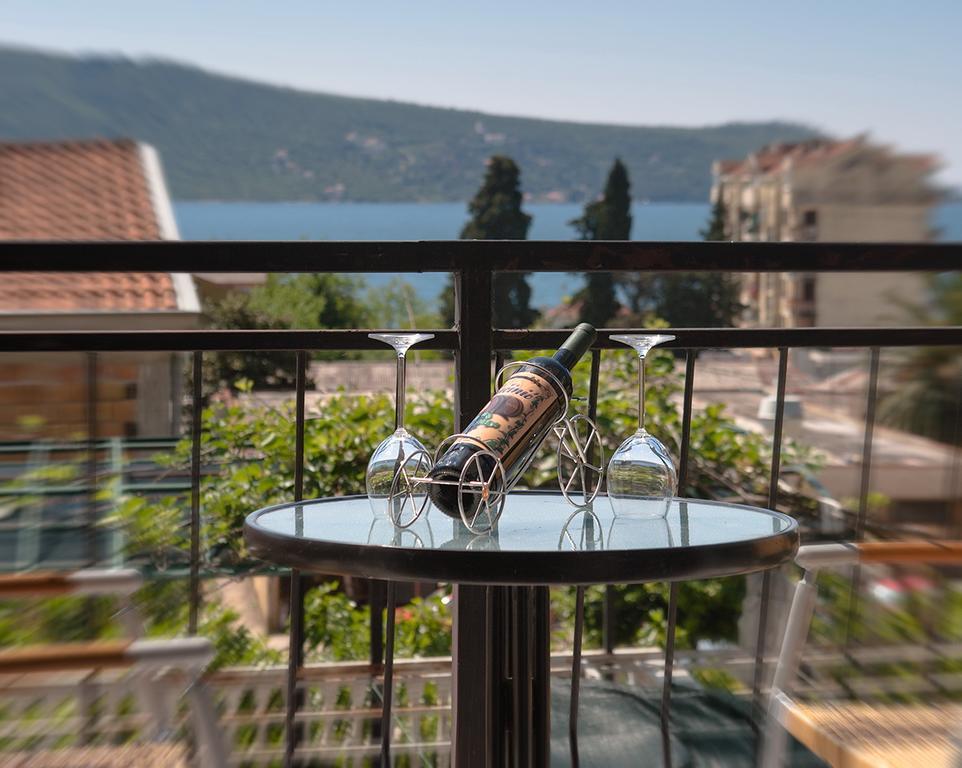 Apartments Lena Χέρτσεγκ Νόβι Εξωτερικό φωτογραφία
