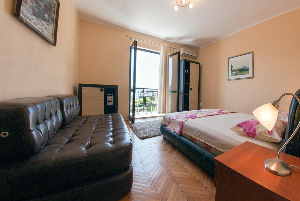Apartments Lena Χέρτσεγκ Νόβι Εξωτερικό φωτογραφία